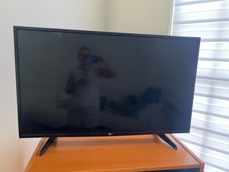 LG 43" Full HD Smart LED TV no remote