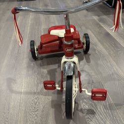 Radio Flyer Classic Red Tricycle 