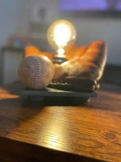 VINTAGE JOE GORDON  Professional Model BASEBALL GLOVE  (Converted To💡)