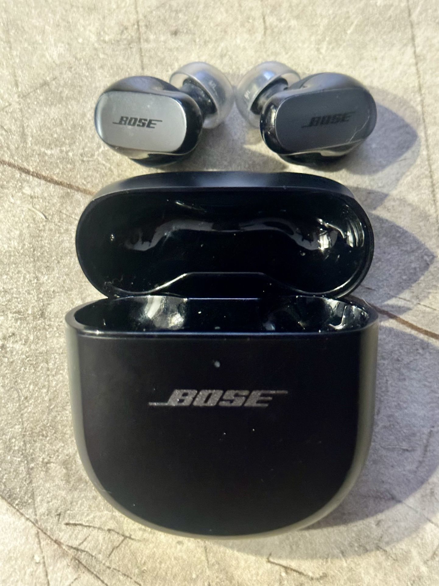 Bose QC Ultra Headphones – Excellent Condition