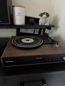 CROSLEY RECORD PLAYER