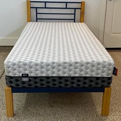 Layla Memory Foam Mattress Bed - Twin Size 