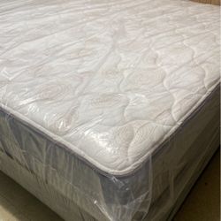 ⚜️NEW DOUBLE SIDED KING SIZE DELUXE MATTRESS W.BOXSPRING INCLUDED ⚜️ 🇺🇸 SE HABLA  🇪🇸  👍🏽 🚚💨DELIVERY OPTION AVAILABLE 🚚💨