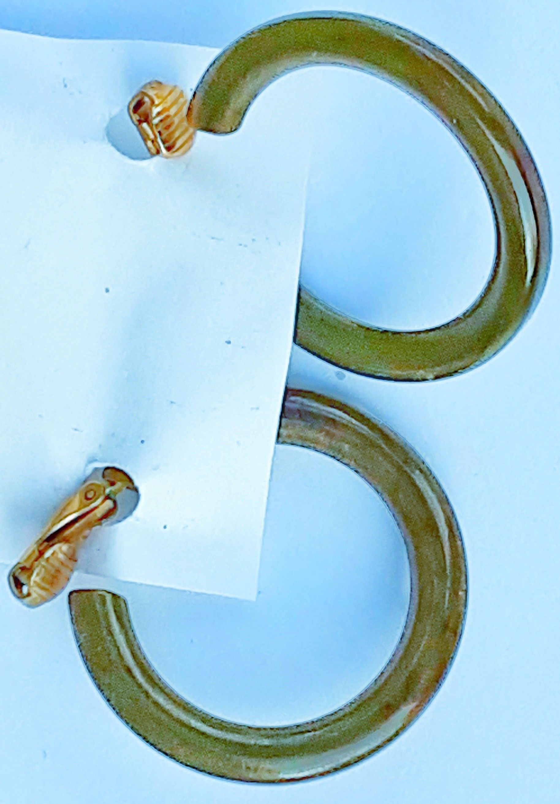 1.5" D green bakelite plastic hoop earrings clip ons
