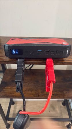 DBPOWER 1600A Peak 18000mAh Portable Car Jump Starter & USB Power Bank