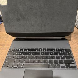 iPad Pro Magic Keyboard