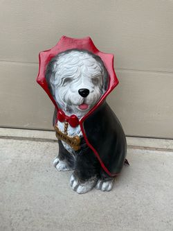 Halloween Vampire Dog Statue Decoration