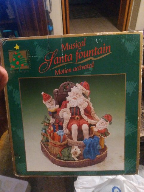 Musical Santa Water Fountain Motion Activated Plays Carols Christmas Avenue 9"T