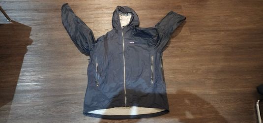 Patagonia Rain Jacket.  Size Large. 
