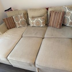 Couch / Sofa 