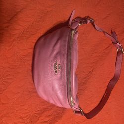 Coach waist bag leather Pink plain
