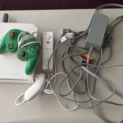 Nintendo Wii With Wii Romote+ Controller 