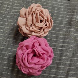 Rose Cluther Clips (Set Of 2)