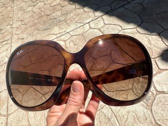 Ray-Ban Jackie Ohh II Sunglasses
