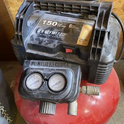 Porter Cable 6 Gal Pancake Air Compressor 