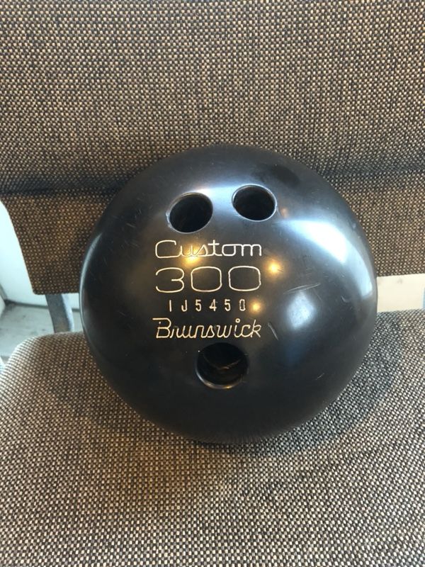 Custom 300 bowling ball