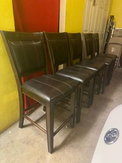 Set of 5 Black Leather and Wood Counter Height Stool Chairs – Excellent Condition