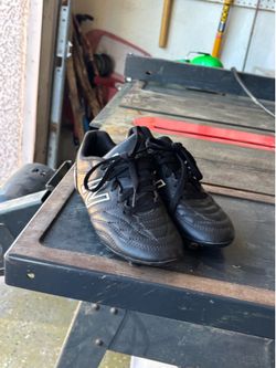Boys New Balance Size 12 cleats— wide feet