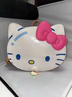 🎀 Hard to Find Her Universe Hello Kitty Balloon Mini Backpack $65