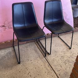2 Of Dining Chairs Black . Open Box Very Comfortable 18”H