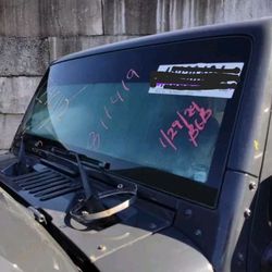 2016 wrangler windshield