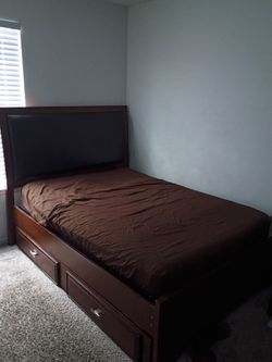 Full/twin size trundle bed