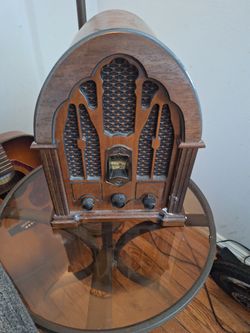 Antique Style Radio Made In The '80s