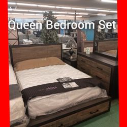 🥰 Queen Bedroom Set 