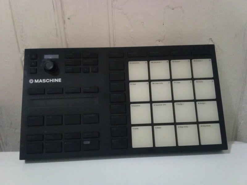 Dj Equipment 