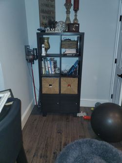 8 Cube Shelving Unit