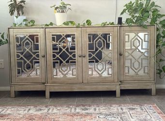70” mirrored console