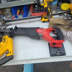 Milwaukee Fuel Sawzall $100