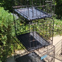 Dog Crate 3-Small Metal With  Tray