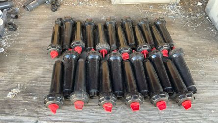 24 Toro series 570 sprinkler heads