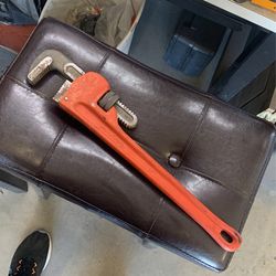 18 Inch Pipe Wrench