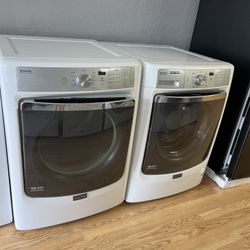 Gas Dryer And Washer Set