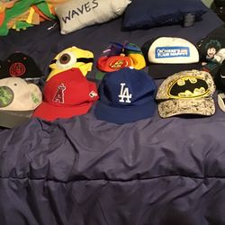 Lot of 12 hats