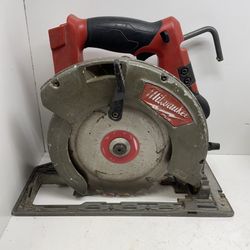 Milwaukee M18 Fuel Brushless Circular Saw 198923/12