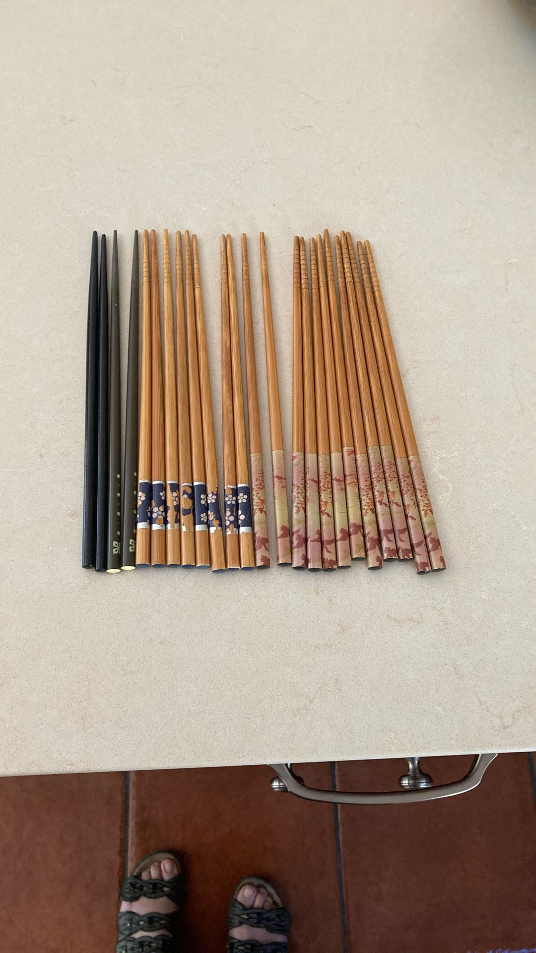 12 Sets Of Chopsticks