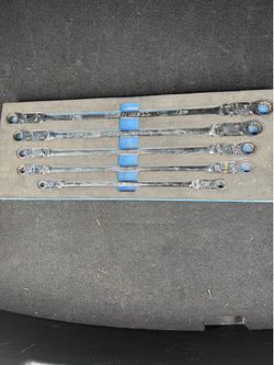 Cornwell 5pc Metric Extra Long Flex Head Ratcheting Wrench Set (Excellent Conditions) 8mm to 19mm
