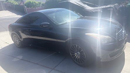2009 Infiniti G37