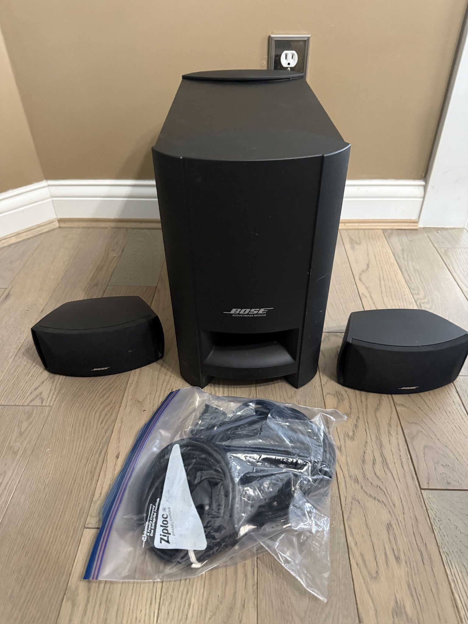 Bose Cinemate Series II Digital Home Theatre System with Remote In Excellent Condition! 