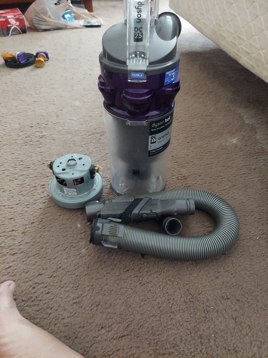 Like New Dyson Vacuum Cleaner Parts