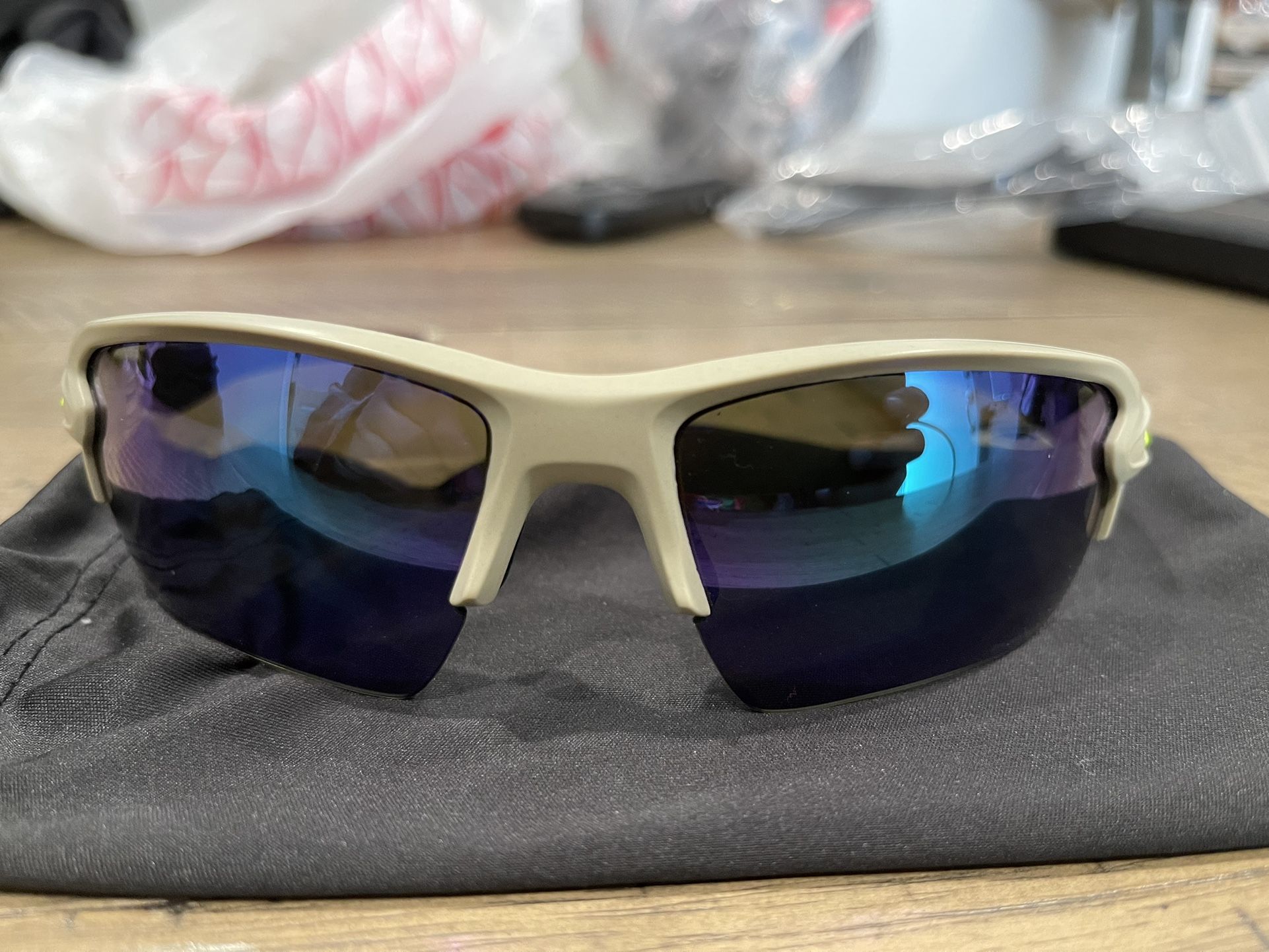 Oakley Flak 2.0 Sunglasses for Sale in Santa Clara, CA - OfferUp