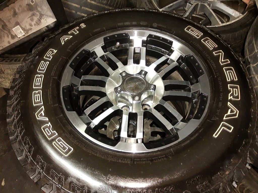 Rims and tires 255/80R16