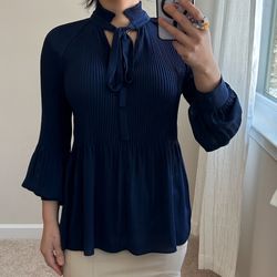 Banana Republic pleated blouse top. S