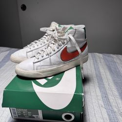 Nike Blazers Size 8.5 Stranger Things 