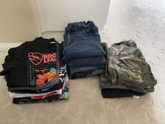 Boys Clothes 22 Items