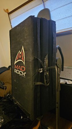 Mad Rock Triple Pad Bouldering Crash Pad