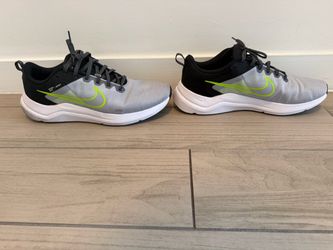 Nike Running Sneakers Gray Black Volt